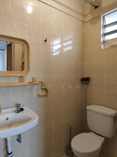 Pangsapuri untuk Dijual di Taman Erskine - Gary Khoo - Bathroom - PropertyGuru.com.my