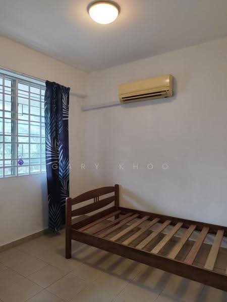 Pangsapuri untuk Dijual di Taman Erskine - Gary Khoo - Bedroom - PropertyGuru.com.my