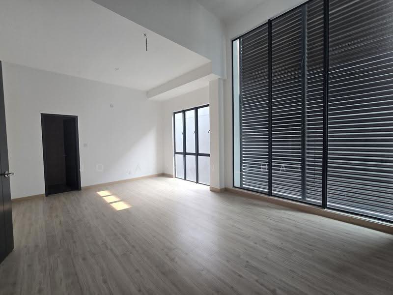 Bungalow House for Sale in Bukit Jelutong (Shah Alam) - Jonathan Chai - Living Room - PropertyGuru.com.my