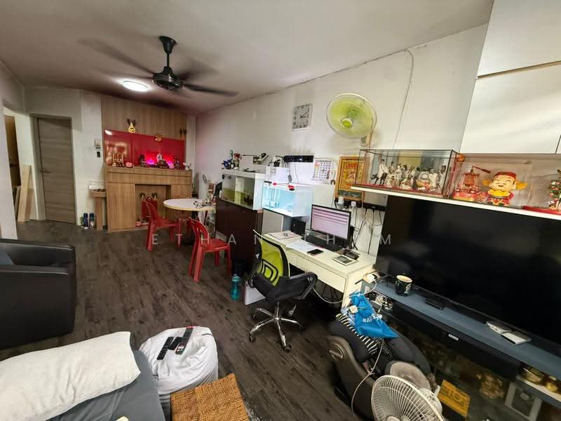 Rumah Flat untuk Dijual di PPR Kampung Baru Air Panas - Ethan Tham - Living Room - PropertyGuru.com.my