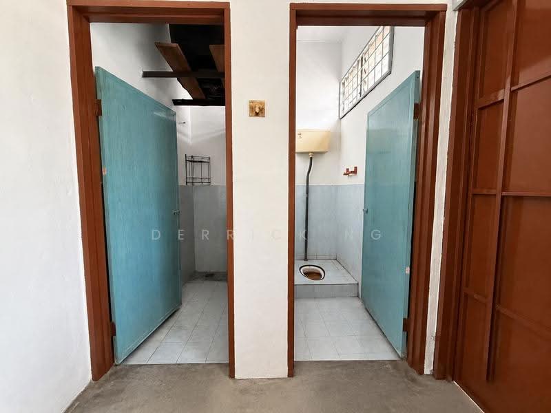 1-storey Terraced House for Sale in Padang Serai (Kedah) - Derrick Ng - Bathroom - PropertyGuru.com.my