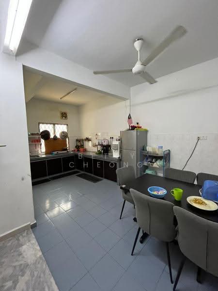 Rumah Teres 2-Tingkat untuk Dijual di Usj 1 (Subang Jaya) - Bethy Cheong - Kitchen - PropertyGuru.com.my