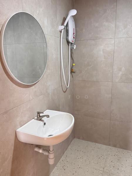 Kondominium untuk Disewa di E-Park Condominium - S J Foo - Bathroom - PropertyGuru.com.my