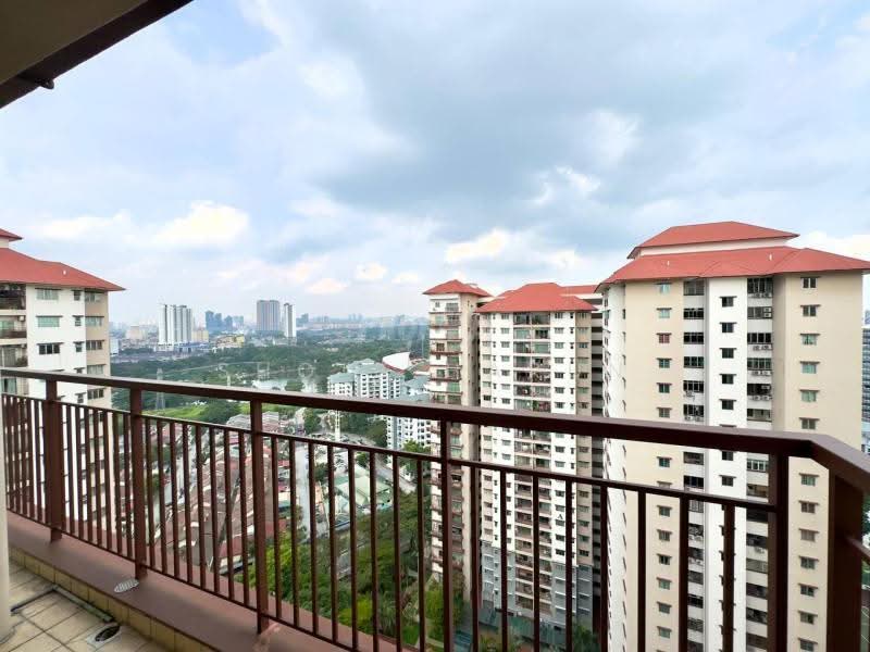 Kondominium untuk Dijual di Kelana Mahkota - Shoib Harun - Balcony - PropertyGuru.com.my