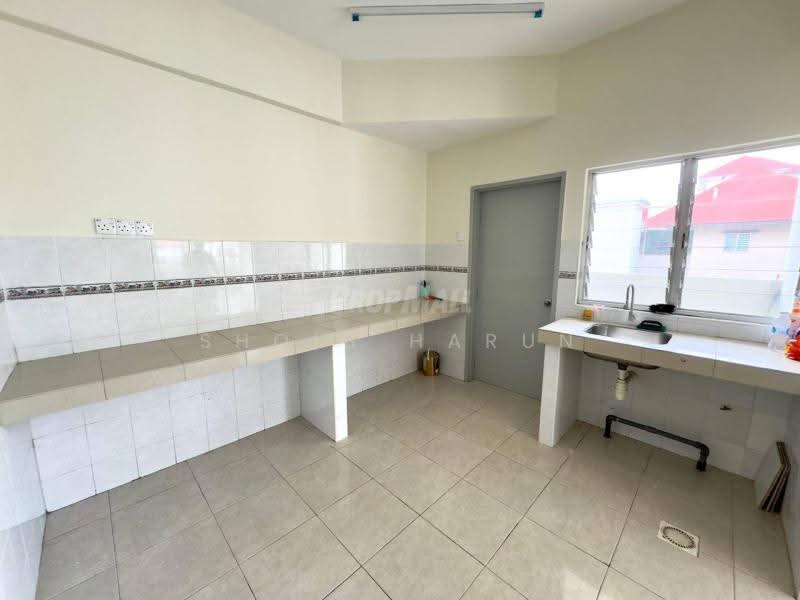 Kondominium untuk Dijual di Kelana Mahkota - Shoib Harun - Kitchen - PropertyGuru.com.my