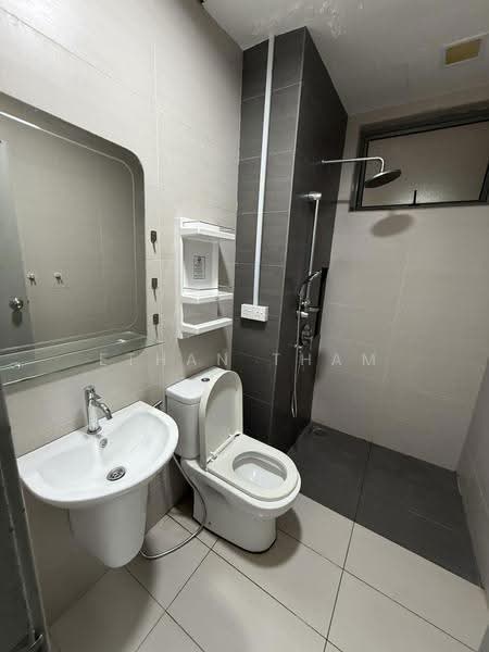 Kediaman Servis untuk Disewa di Cybersquare - Ethan Tham - Bathroom - PropertyGuru.com.my