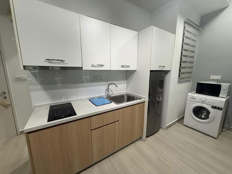 Service Residence for Rent at Cybersquare - Ethan Tham - Kitchen - PropertyGuru.com.my