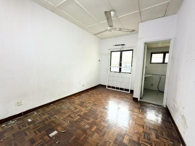Rumah Teres 2-Tingkat untuk Dijual di Bandar Country Homes (Rawang) - Tiffany Yang - Bilik Tidur - PropertyGuru.com.my