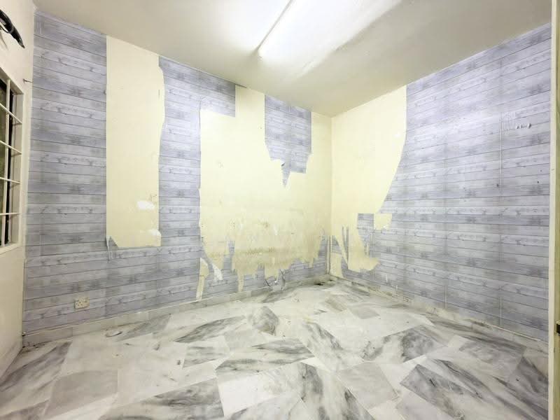 Rumah Teres 2-Tingkat untuk Dijual di Bandar Country Homes (Rawang) - Tiffany Yang - Bilik Tidur - PropertyGuru.com.my