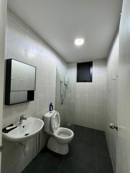 Kediaman Servis untuk Disewa di MKH Boulevard II - Wil Koh - Bathroom - PropertyGuru.com.my