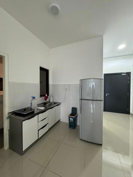 Kediaman Servis untuk Disewa di MKH Boulevard II - Wil Koh - Kitchen - PropertyGuru.com.my