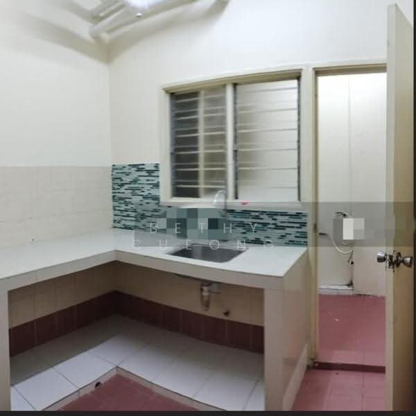 Pangsapuri untuk Dijual di Pangsapuri Jati 2 - Bethy Cheong - Kitchen - PropertyGuru.com.my