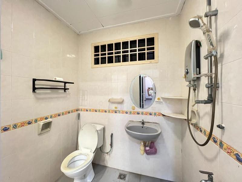 Terraced House for Rent in Taman Desa Tebrau (Tebrau) - Chloe Shum - Bathroom - PropertyGuru.com.my