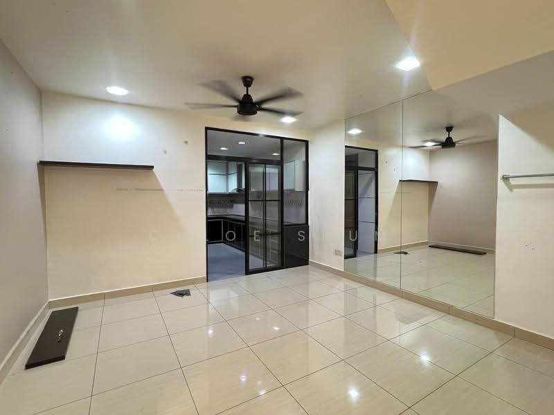 Terraced House for Rent in Taman Desa Tebrau (Tebrau) - Chloe Shum - Living Room - PropertyGuru.com.my