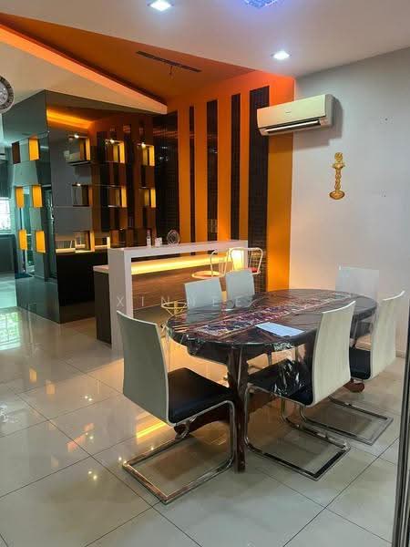 3-storey Terraced House for Rent in Bandar Bayan Bahru (Bayan Lepas) - Xinnee . - Dining Room - PropertyGuru.com.my