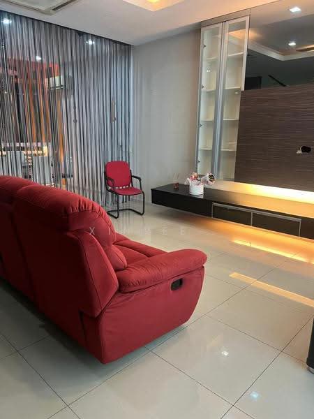 3-storey Terraced House for Rent in Bandar Bayan Bahru (Bayan Lepas) - Xinnee . - Living Room - PropertyGuru.com.my