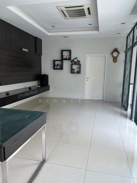 3-storey Terraced House for Rent in Bandar Bayan Bahru (Bayan Lepas) - Xinnee . - Living Room - PropertyGuru.com.my