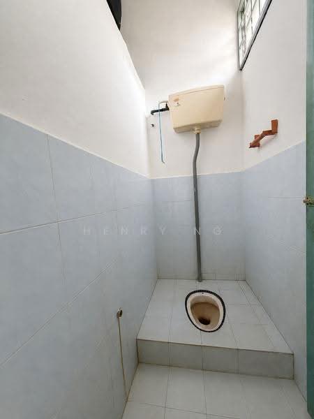 1-storey Terraced House for Sale in Padang Serai (Kedah) - Henry Ng - Bathroom - PropertyGuru.com.my