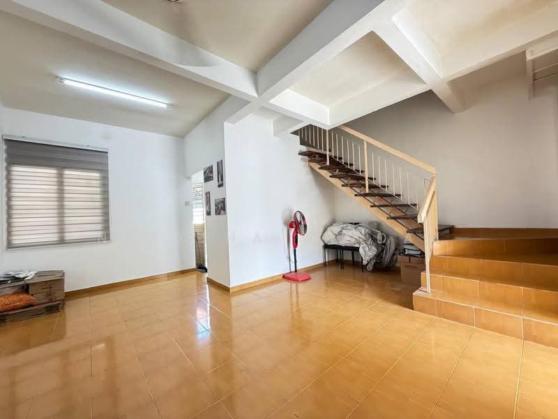 2-storey Terraced House for Sale in Puncak Alam (Selangor) - Natasha Shadan - Living Room - PropertyGuru.com.my