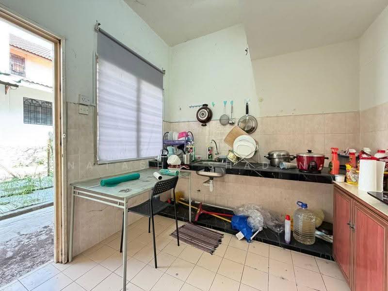 2-storey Terraced House for Sale in Puncak Alam (Selangor) - Natasha Shadan - Kitchen - PropertyGuru.com.my