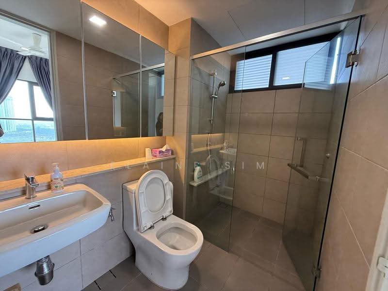 Condominium for Rent at The WaterEdge (Pinggiran Air) - Elaine Sim - Bathroom - PropertyGuru.com.my