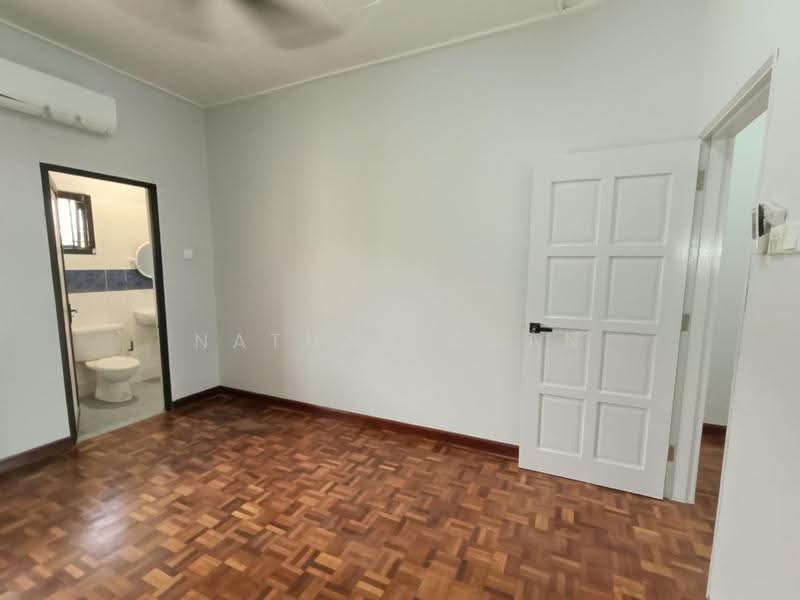 2-storey Terraced House for Sale in Bandar Baru Permas Jaya (Permas Jaya) - Nathan Chan - Bathroom - PropertyGuru.com.my