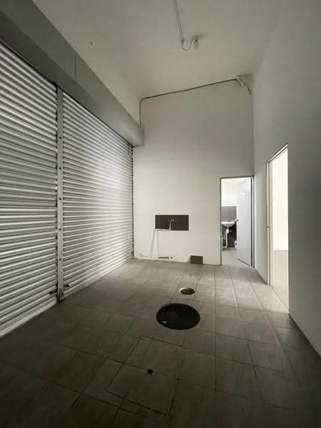 Shop for Rent in Kuching (Sarawak) - Jeno Tan - Interior - PropertyGuru.com.my