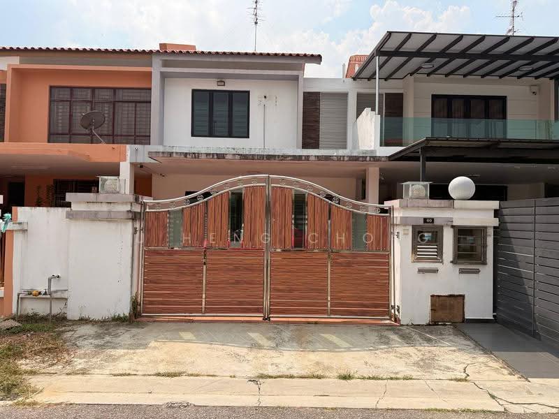 Rumah Teres 2-Tingkat untuk Dijual di Taman Mutiara Rini (Skudai) - Fu Heng Chong - Exterior - PropertyGuru.com.my