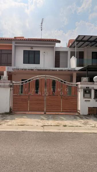 Rumah Teres 2-Tingkat untuk Dijual di Taman Mutiara Rini (Skudai) - Fu Heng Chong - Exterior - PropertyGuru.com.my