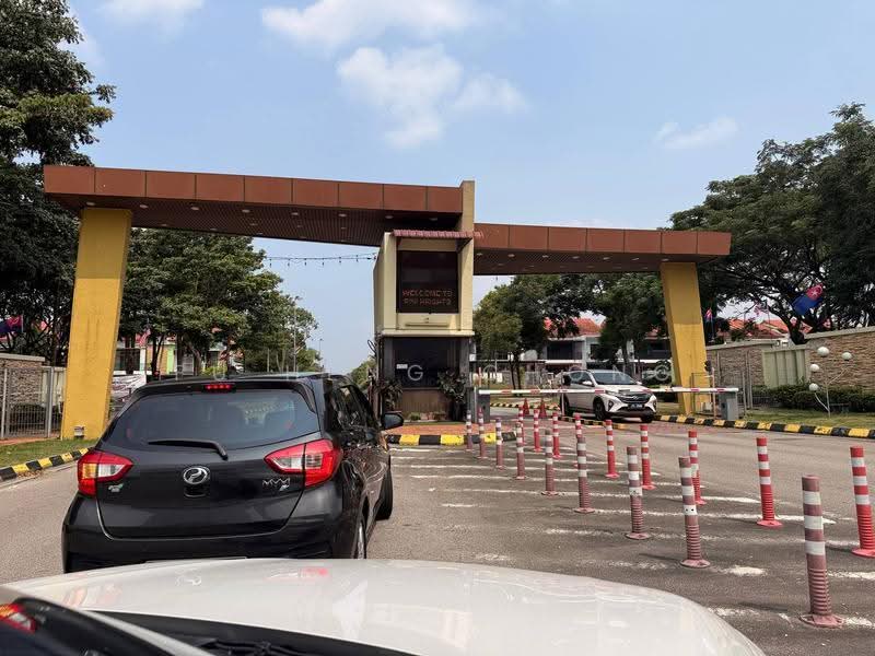 Rumah Teres 2-Tingkat untuk Dijual di Taman Mutiara Rini (Skudai) - Fu Heng Chong - Exterior - PropertyGuru.com.my