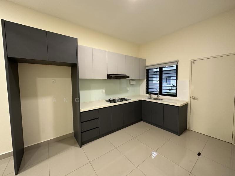Rumah Teres 2-Tingkat untuk Disewa di Dengkil (Selangor) - Tang Ming Fung - Kitchen - PropertyGuru.com.my
