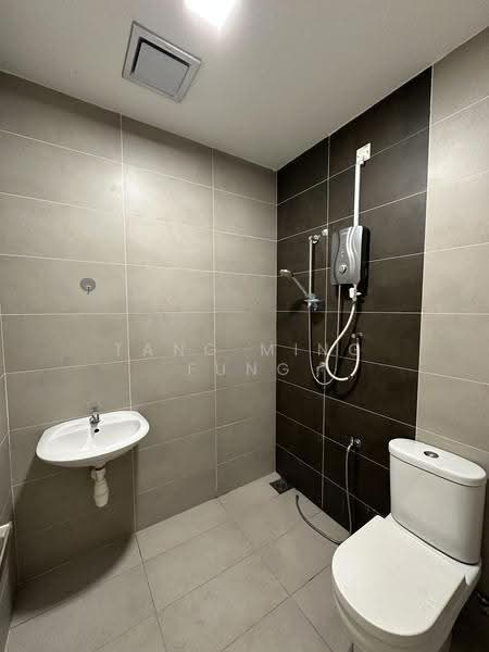 Rumah Teres 2-Tingkat untuk Disewa di Dengkil (Selangor) - Tang Ming Fung - Bathroom - PropertyGuru.com.my