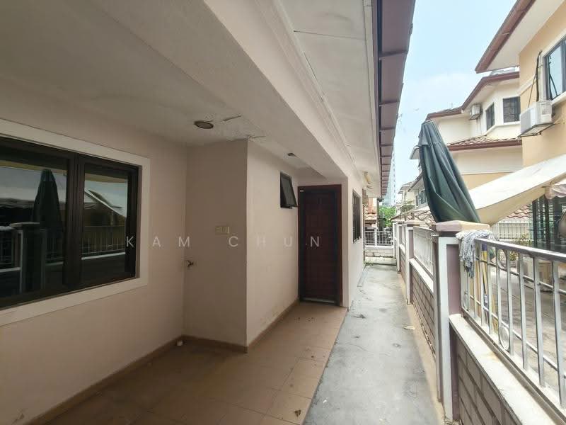 Semi-Detached House for Sale in Kota Damansara (Selangor) - Kam Chun Hoe - Exterior - PropertyGuru.com.my