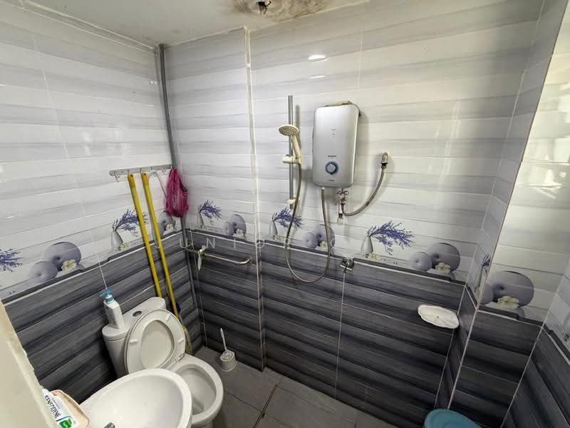 2-storey Terraced House for Sale in M Residence 2 (Rawang) - Junior Ong - Bathroom - PropertyGuru.com.my