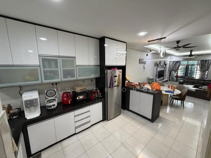 2-storey Terraced House for Sale in M Residence 2 (Rawang) - Junior Ong - Kitchen - PropertyGuru.com.my