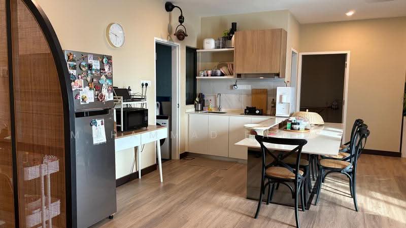 Kediaman Servis untuk Dijual di AraTre' Residences - Muhammad Faris - Kitchen - PropertyGuru.com.my