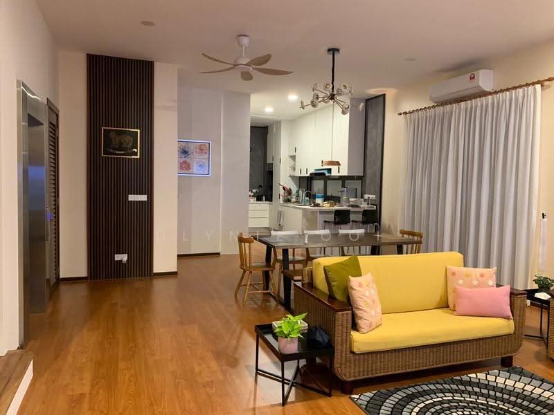 Semi-Detached House for Sale in Taman Semanja (Kajang) - Dlynie Ooi - Living Room - PropertyGuru.com.my