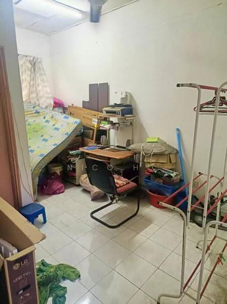 Rumah Teres 2-Tingkat untuk Dijual di Taman Desa Jaya (Johor Bahru) - Nico Ho - Bedroom - PropertyGuru.com.my