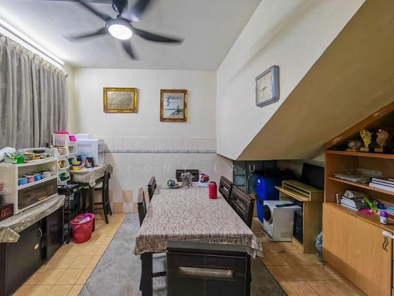 2-storey Terraced House for Sale in Seksyen 7 (Shah Alam) - Tony Lau - Dining Room - PropertyGuru.com.my