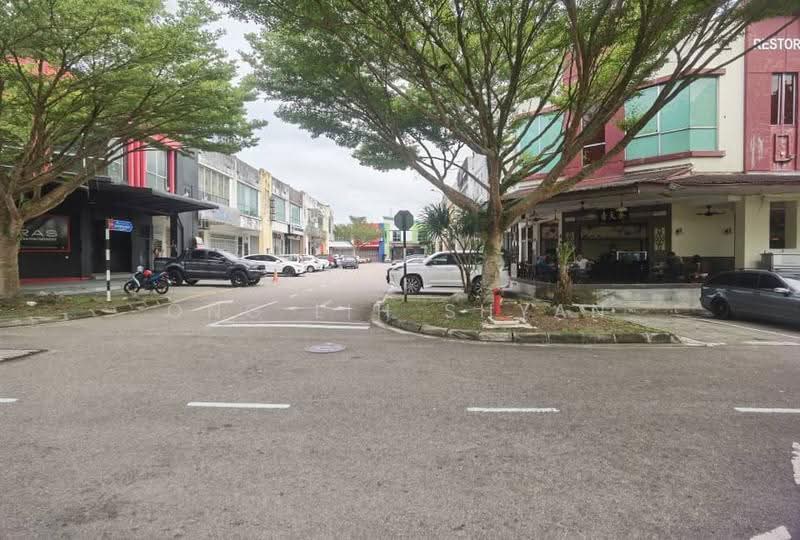 Shop / Office for Sale in Taman Impian Emas (Skudai) - Ong Lih Shyan - Exterior - PropertyGuru.com.my