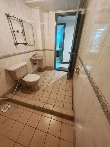 Kondominium untuk Disewa di Villa Scott - Desmond Low - Bathroom - PropertyGuru.com.my