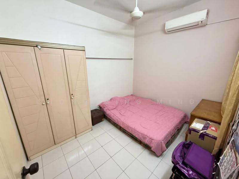 Rumah Teres 1-Tingkat untuk Dijual di Taman Jasmin (Senawang) - Chong Ming Ming - Bedroom - PropertyGuru.com.my