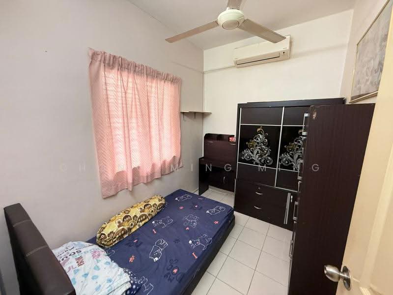 Rumah Teres 1-Tingkat untuk Dijual di Taman Jasmin (Senawang) - Chong Ming Ming - Bedroom - PropertyGuru.com.my