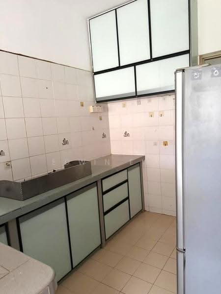 Condominium for Rent at Springfield Condominium - Edwin Ewe - Kitchen - PropertyGuru.com.my