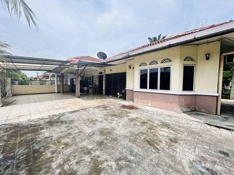 Semi-Detached House for Sale in Telok Panglima Garang (Selangor) - Natasha Shadan - Exterior - PropertyGuru.com.my