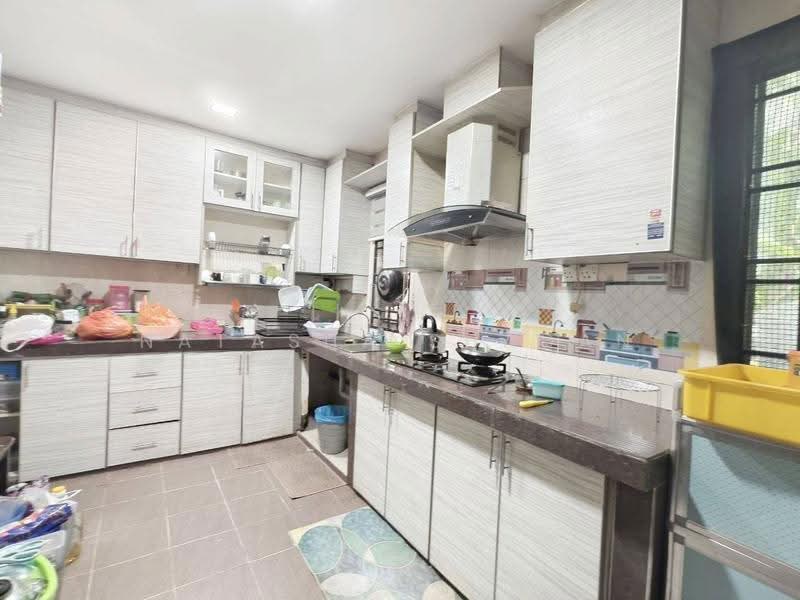 Semi-Detached House for Sale in Telok Panglima Garang (Selangor) - Natasha Shadan - Kitchen - PropertyGuru.com.my