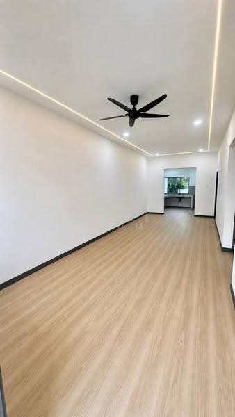 Rumah Teres 1-Tingkat untuk Dijual di Skudai (Johor) - Chloe Shum - Living Room - PropertyGuru.com.my