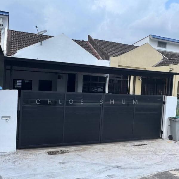 Rumah Teres 1-Tingkat untuk Dijual di Skudai (Johor) - Chloe Shum - Exterior - PropertyGuru.com.my