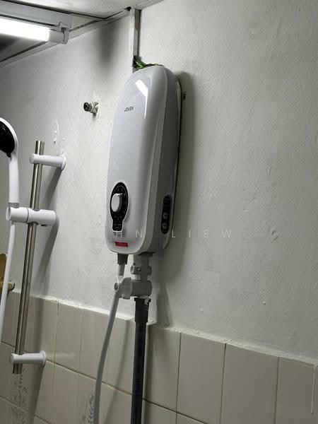 Kondominium untuk Disewa di Petaling Indah Condominiums - John Liew - Bathroom - PropertyGuru.com.my