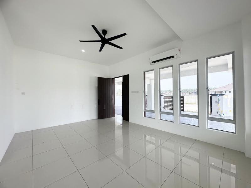 Rumah Teres 2-Tingkat untuk Dijual di Bidor (Perak) - Kevin Chai - Living Room - PropertyGuru.com.my